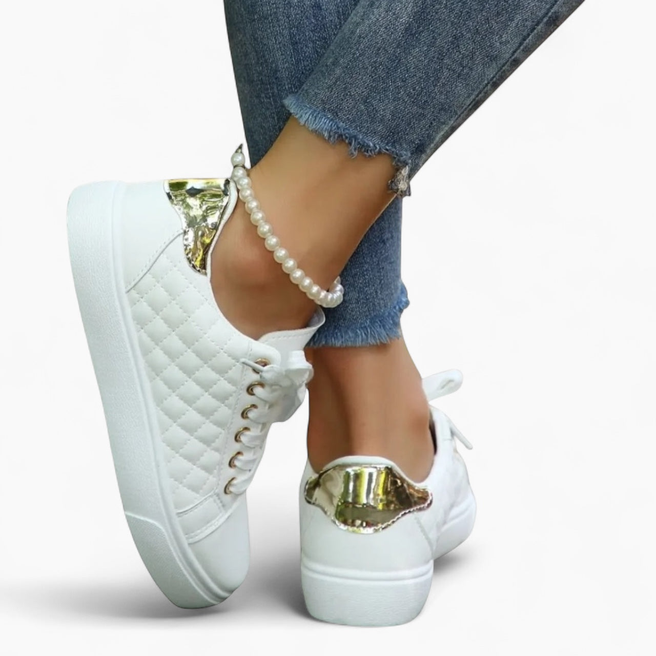 Levrae | Women’s Orthopedic Quilted Sneakers