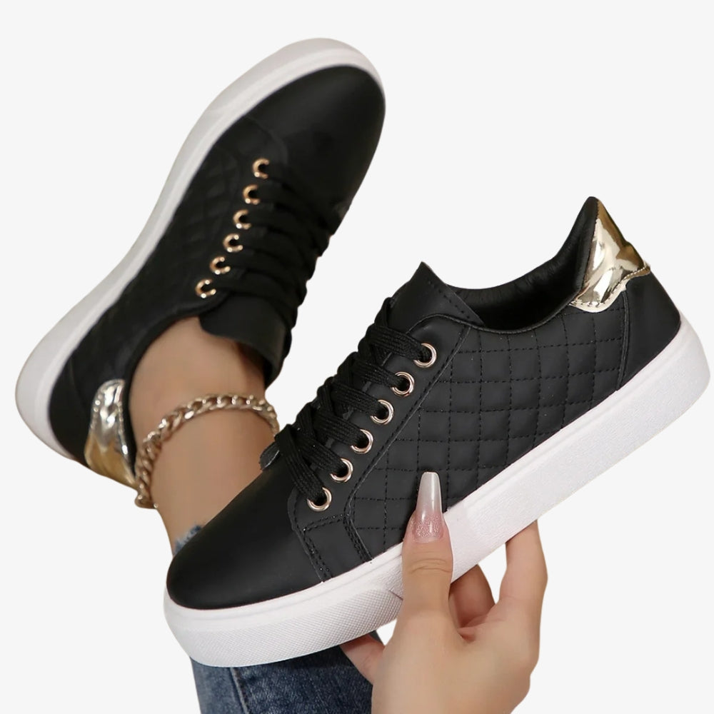 Levrae | Women’s Orthopedic Quilted Sneakers
